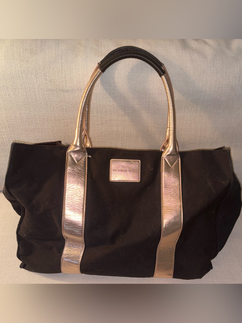 Victoria's Secret Black & Rose Gold Large Weekend Tote Bag, Snap, Zip Pocket